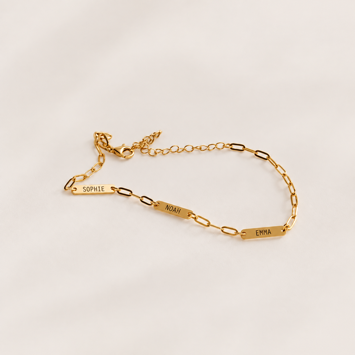 Amori | Gepersonaliseerde armband met gegraveerde namen
